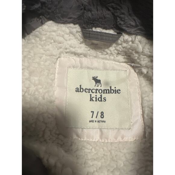 Ambwrcrombie and Fitch winter coat gray size 7/8 in great condition - Picture 9 of 9